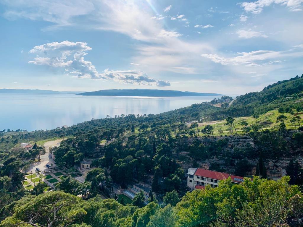 The Location In Makarska,free P, Option Bikes *